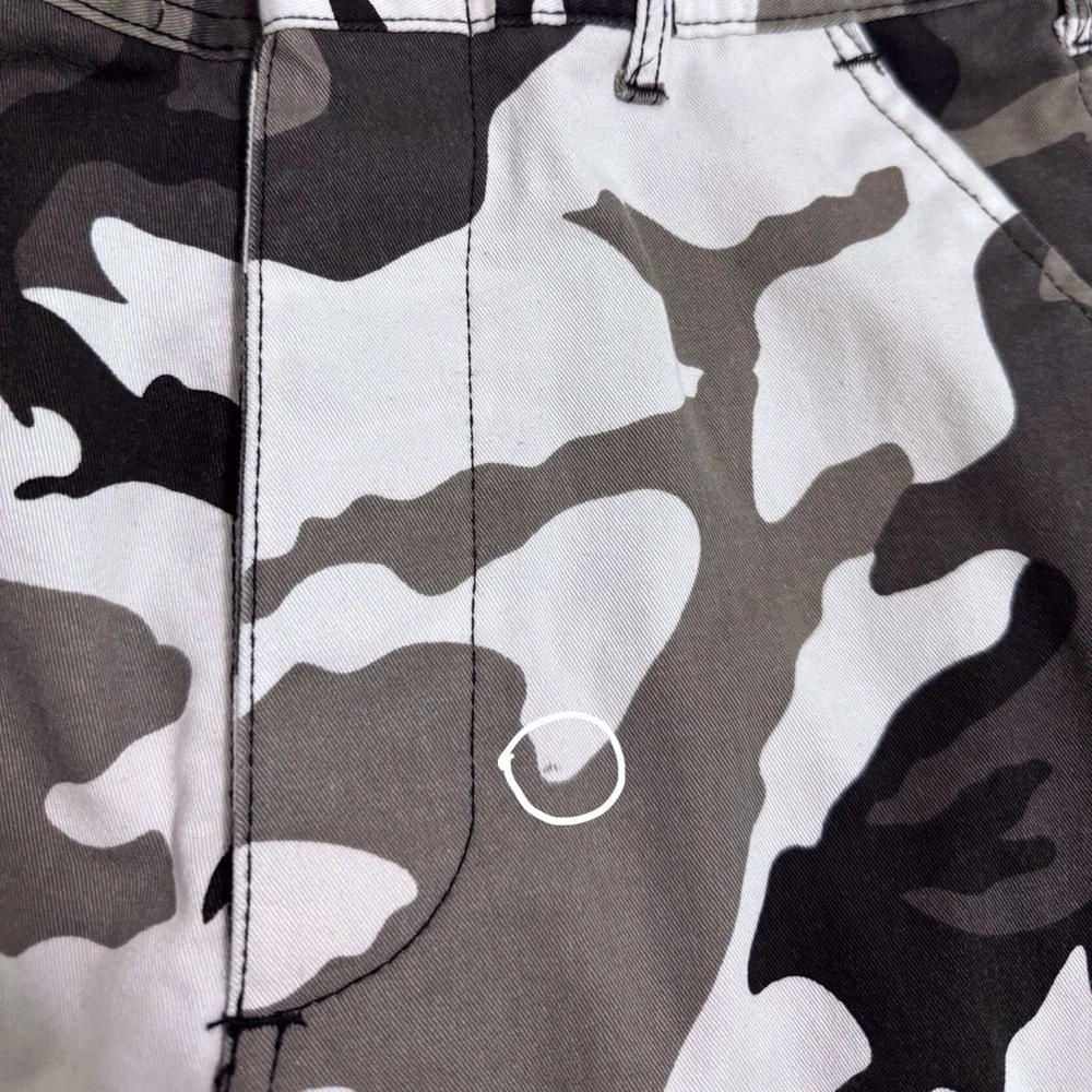 RothCo B. D. U Camo Cargo Pants High Rise Size Small Regular - Picture 8 of 12